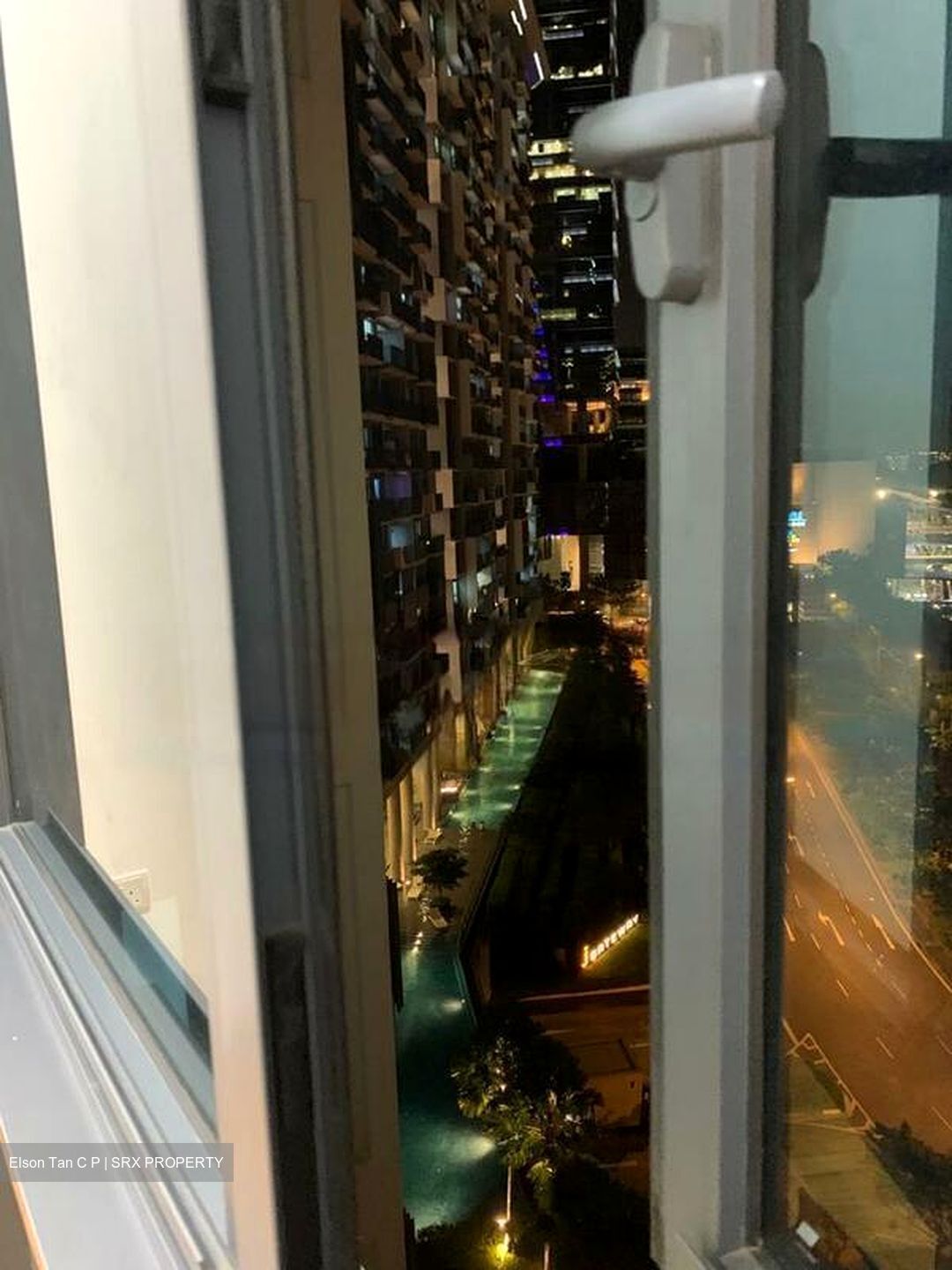 J Gateway (D22), Condominium #460708351